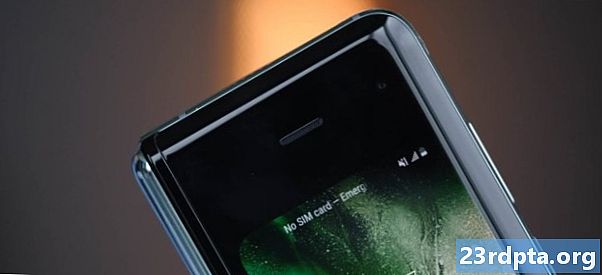 Bloomberg: Samsung lanzará un teléfono plegable plegable a principios del próximo año