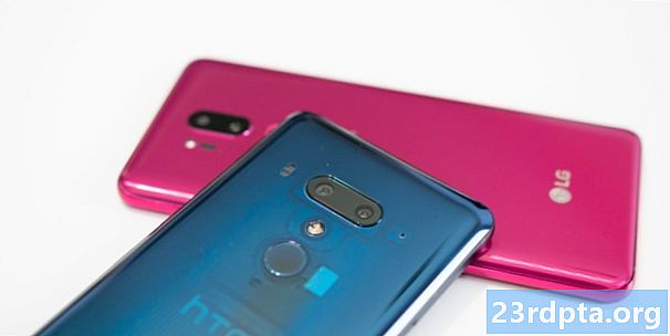 All the exciting things phones could do with triple cameras